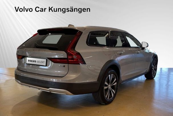 Volvo V90 Cross Country AWD B4 147 kW image number 2