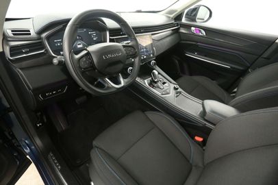 Car image 36