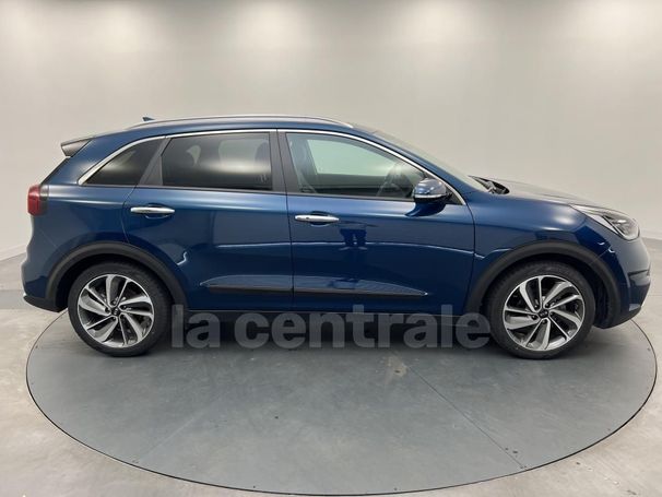 Kia Niro Hybrid 1.6 GDI Premium 104 kW image number 17