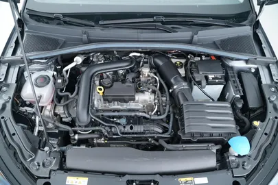 Car image 33