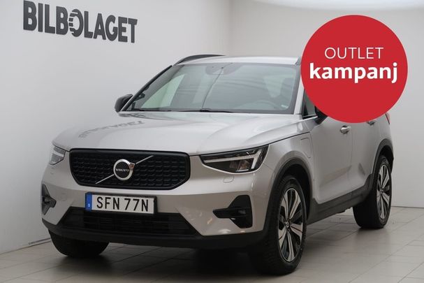 Volvo XC40 Recharge T4 Plus Dark 157 kW image number 2