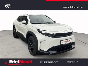 Car image 2