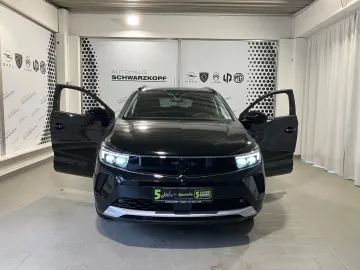 Car image 29