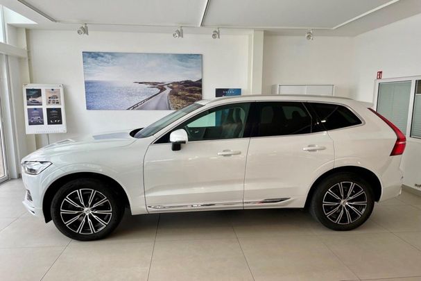 Volvo XC60 AWD B5 173 kW image number 1