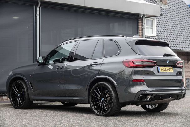 BMW X5 M 50i xDrive 391 kW image number 22