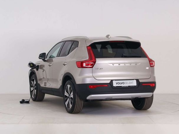 Volvo XC40 Recharge Plug-in Hybrid T4 155 kW image number 6