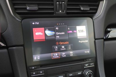 Car image 41