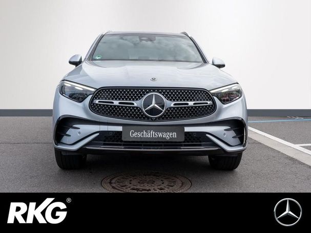 Mercedes-Benz GLC 300 e AMG 230 kW image number 2