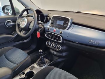 Car image 24