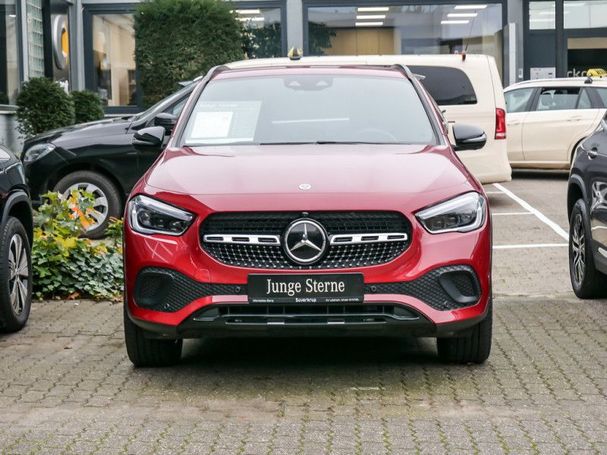 Mercedes-Benz GLA 180 100 kW image number 3