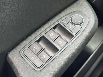 Car image 33