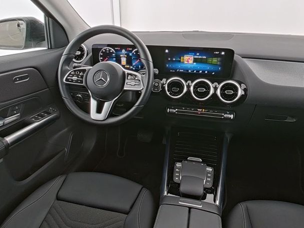 Mercedes-Benz GLA 200 d 110 kW image number 3