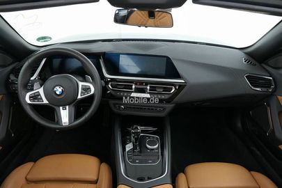 Car image 6