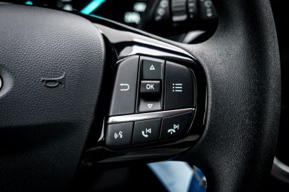 Car image 35