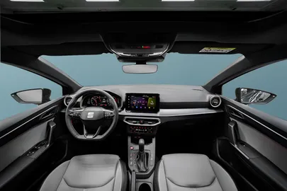 Car image 5