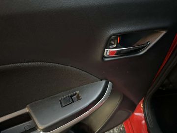 Car image 33