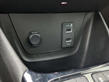 Car image 33