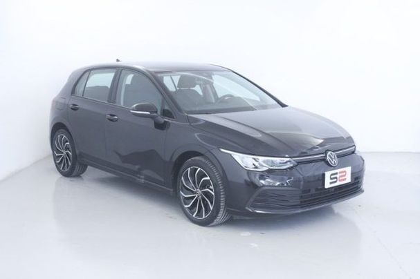 Volkswagen Golf 1.0 eTSI Life DSG 81 kW image number 2