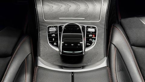 Car image 29