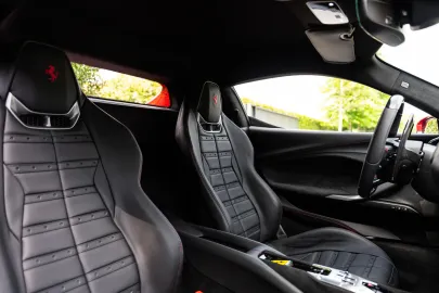 Car image 22