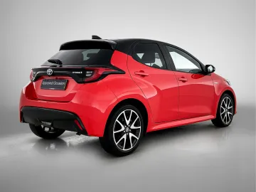 Car image 2