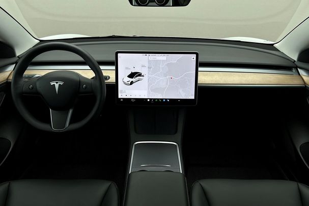 Tesla Model 3 Standard Range Plus 225 kW image number 6