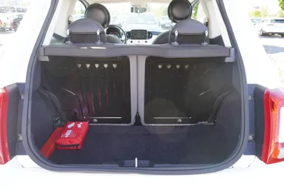 Car image 24
