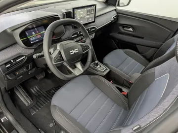 Car image 39