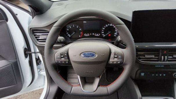 Ford Focus 1.0 ST-Line 92 kW image number 9