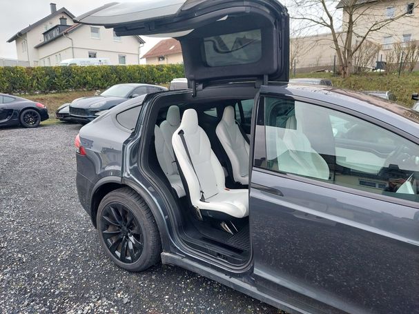 Tesla Model X 100D AWD 386 kW image number 3