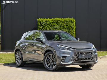 Car image 2