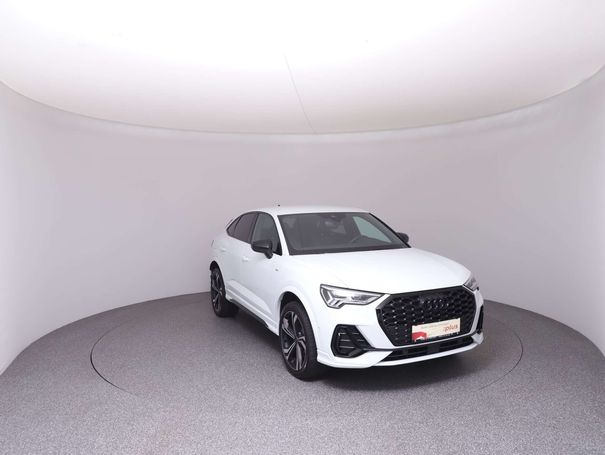 Audi Q3 45 TFSIe e-tron S-line 180 kW image number 3