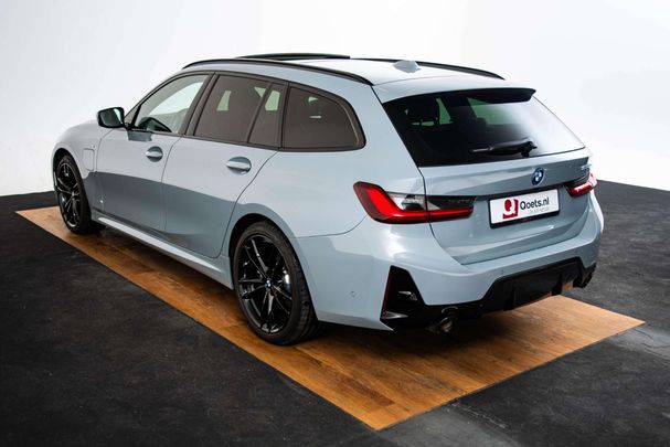 BMW 330e Touring 215 kW image number 50