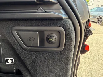 Car image 41
