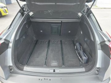 Car image 36