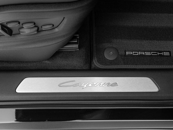 Porsche Cayenne E-Hybrid 346 kW image number 22