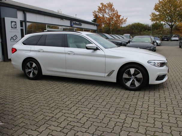 BMW 520d Touring 140 kW image number 16