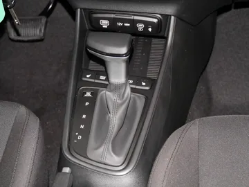 Car image 23