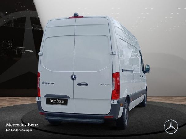 Mercedes-Benz Sprinter 215 CDI 110 kW image number 6