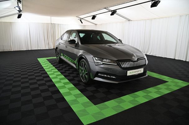 Skoda Superb 1.4 TSI Sportline 160 kW image number 2