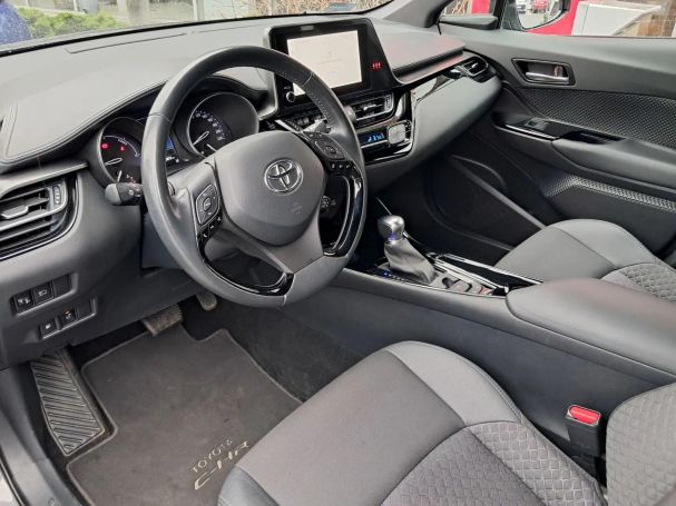 Toyota C-HR 90 kW image number 13