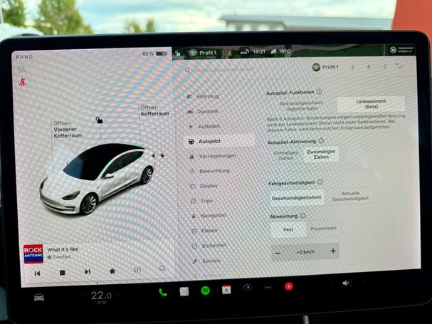 Tesla Model 3 Performance AWD 360 kW image number 15