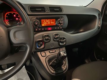 Car image 16