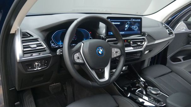 BMW X3 30e xDrive 216 kW image number 16