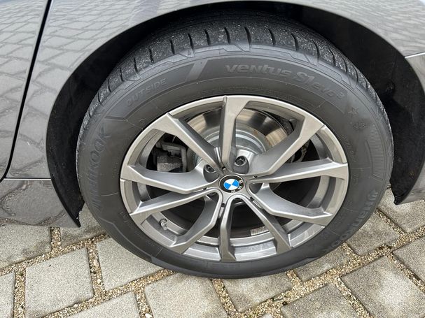 BMW 320d Touring xDrive Sport Line 140 kW image number 25