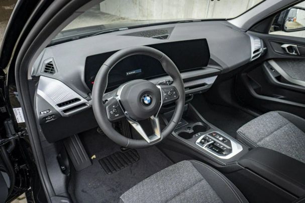 BMW 120i 125 kW image number 10