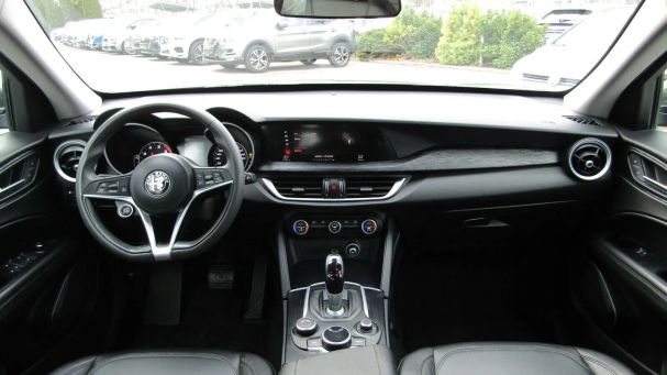 Alfa Romeo Stelvio 2.0 Turbo Super 147 kW image number 13