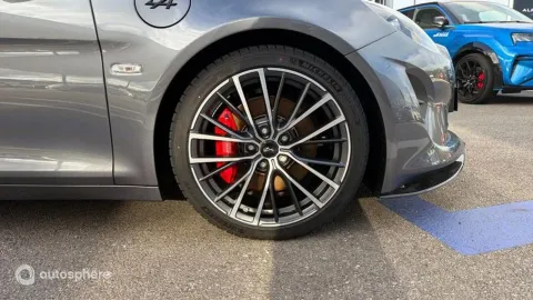 Car image 20