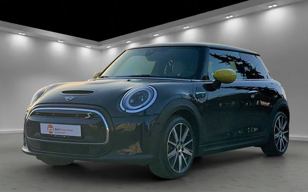 Mini Cooper SE Mini 135 kW image number 1