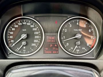 Car image 37